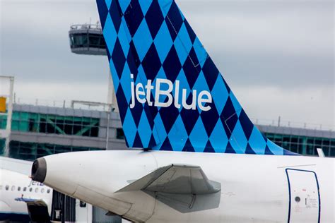JetBlue Status Match - Points Miles & Martinis