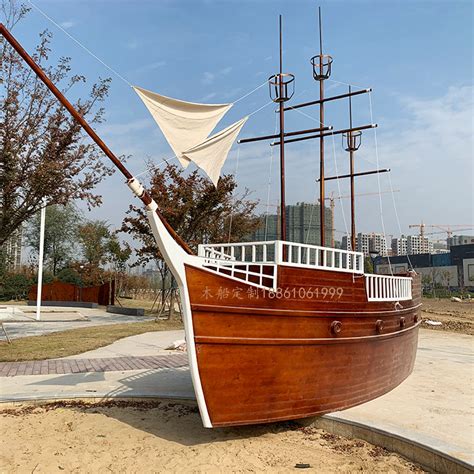 玻璃钢海盗圆雕雕塑-方圳雕塑厂