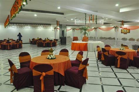 Royal Park Hall, Wedding Venue in Masjid Moth Delhi | Check Price ...