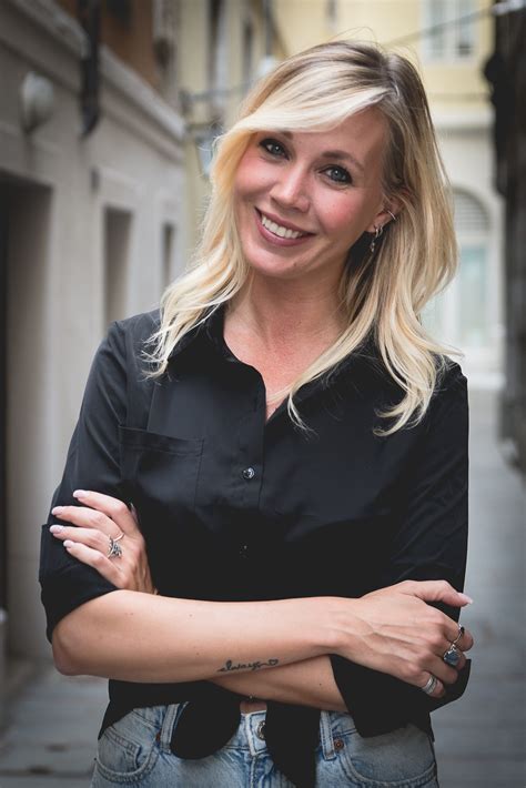 Rebecca Brown Agora 784 Rebecca Brown Actress Stock Photos, High Res