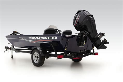 PRO 170 - TRACKER Mod V Bass Boat