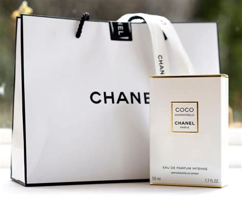 اكتشفي عطر مدموزيل Coco Mademoiselle Chanel |اطلبيه الآن - مدونة نيشان