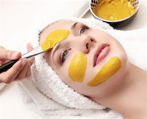 Want Flawless, Glowing Skin? Try Out These Milk Face Packs | Herzindagi