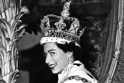 20 Facts About Queen Elizabeth Ii - OhMyFacts