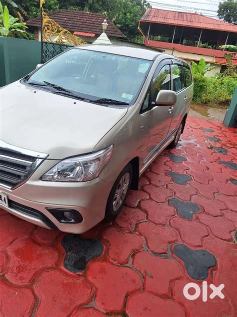 Toyota Innova 2013 both keys .80 % intercool engine. - Cars - 1819741083