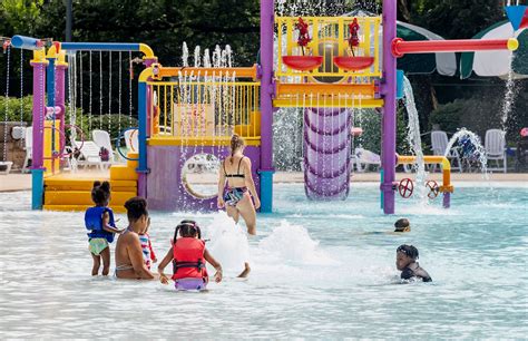 Wing Park Family Aquatic Center | City of Elgin, Illinois - Official ...
