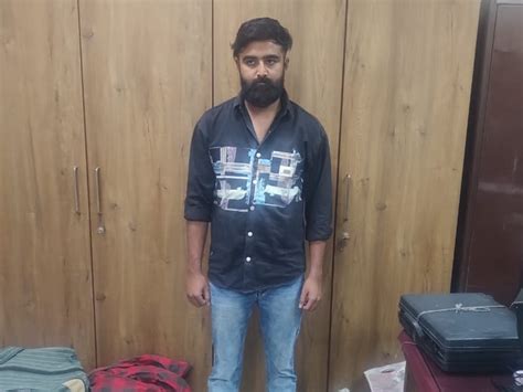 15 lakhs demanded to be released in Surat fraud case, brother caught ...