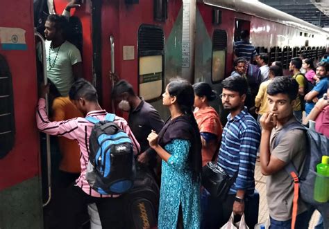 Train passengers face ticket woes as festive season approaches ...
