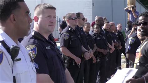 Politician with Police Office 的图像结果