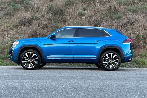 2024 Volkswagen Atlas Cross Sport Review and Test Drive | Capital One Auto Navigator