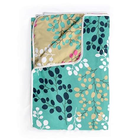 Buy Divine Casa 120 GSM Polyester Reversible Lightweight Printed Single ...