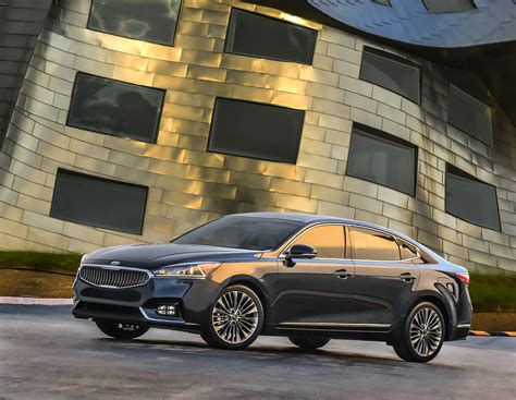 ALL-NEW 2017 KIA CADENZA TAKES THE STAGE AT THE NEW YORK INTERNATIONAL AUTO SHOW