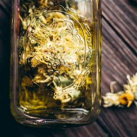 Calendula Oil for Hair • Schisandra & Bergamot