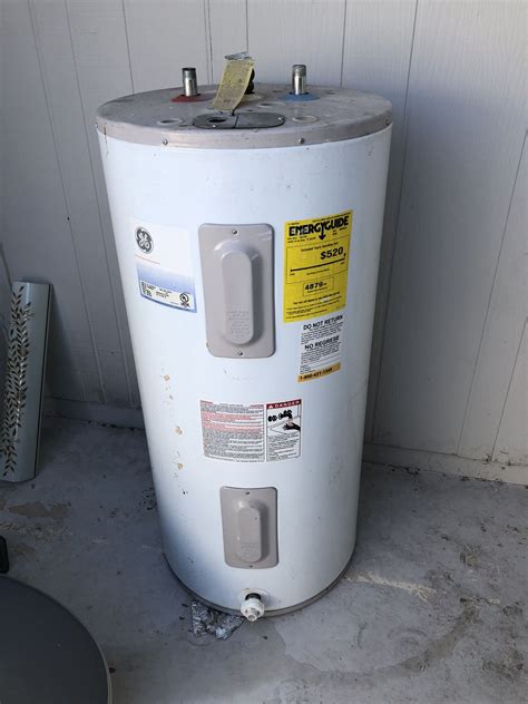 GE electric water heater 50 gal used but good works fine for Sale in ...