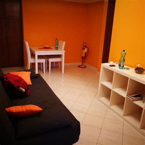 METROPOLIS ROOMS & SERVICES (Rome/Fiumicino, Italy) - Apartment Reviews ...