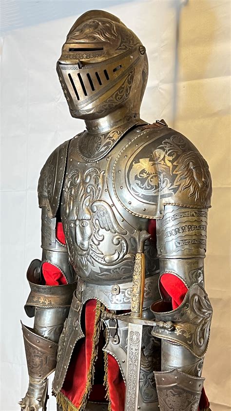 Life Size Spanish Toledo Ware Suit of Armor of Carlos V at 1stDibs | spanish armor, spanish ...