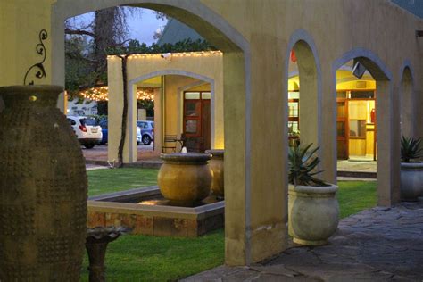 Customer reviews of 17 on Bird Guest House, , Beaufort West