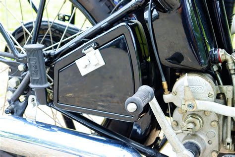 Lot 107 - 1943 Norton 16H