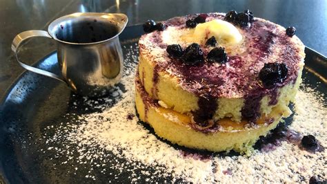 What's on the menu at Roze Pony in Belle Meade