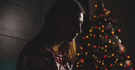 ¿Es normal sentirse deprimido en Navidad? - La Tercera