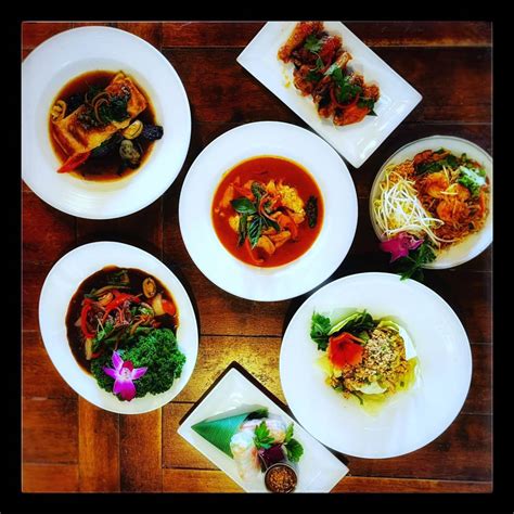 Order Banana Leaf Thai Restaurant and Bar