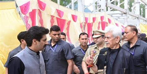 LG Sinha reviews process of Disaster Management Centre, Yatri Niwas