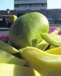 Sale of cut fruit banned