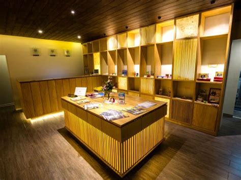 YAMA HOTEL & DORMITORY (Yangon, Myanmar) - Hostel Reviews, Photos, Rate ...