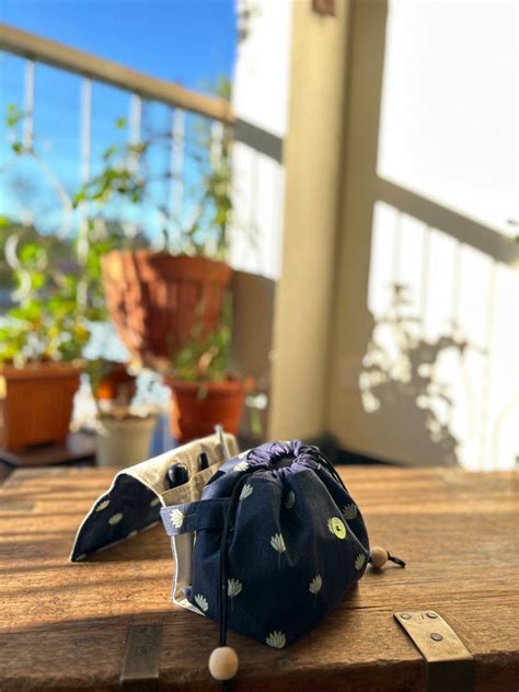 Navy Blue Mini Karrier Makeup Pouch – The Pouch Story