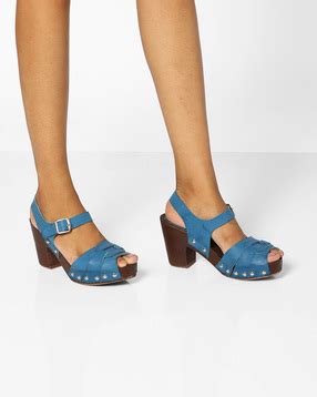 Buy Heels Sandals online. Great collection of women sandals at Ajio.com