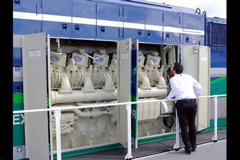 EMD Diesel Locomotive Diesel Engine Startup 的图像结果