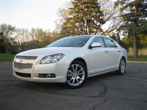 2010 Chevrolet Malibu - Information and photos - MOMENTcar