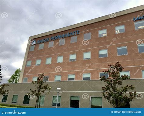 Kaiser Permanente Anaheim Kraemer Building Editorial Photography ...