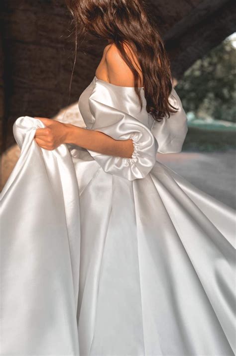 Mikado Wedding Dress Rosana with Detachable Train | Ready To Ship - Light ivory / 8 | Long train ...