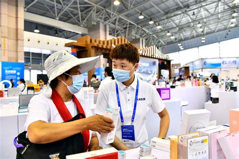 韩国（山东）进口商品博览会在威海开幕_图片新闻_中国政府网
