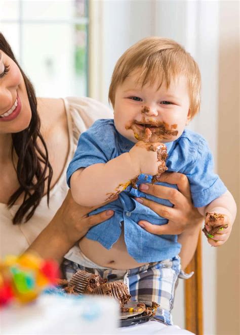 How to Get Chocolate Out of Clothes (19 Tips: Removing Chocolate Stains ...