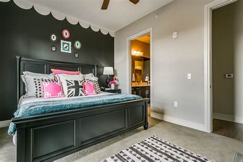 Paint Examples 的图像结果