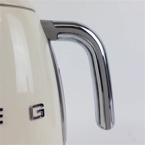 SMEG Retro Electric Tea Kettle