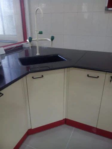 Laboratory Furniture - Laboratory Bench . Trader - Wholesaler ...