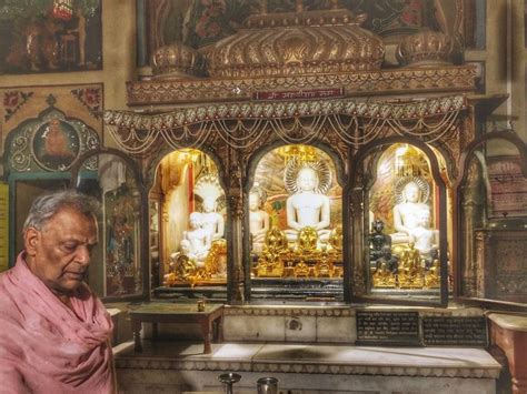 Shri Shantinath Digamber Jain Temple Mohalla Teergaran, Meerut. - by ...