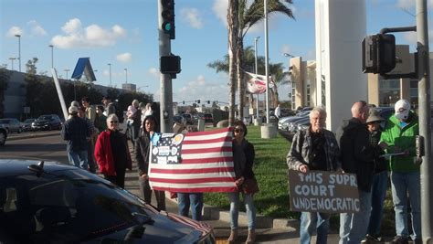 Kearny Mesa protesters lament McCutcheon decision | San Diego Reader