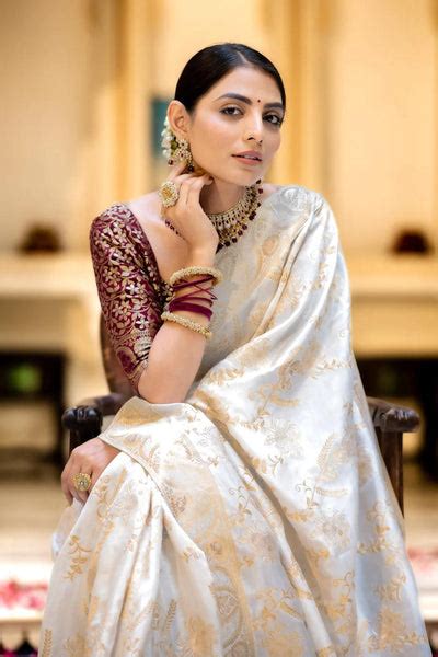 Nemesis Mehndi Soft Silk Saree With Serendipity Blouse Piece ...