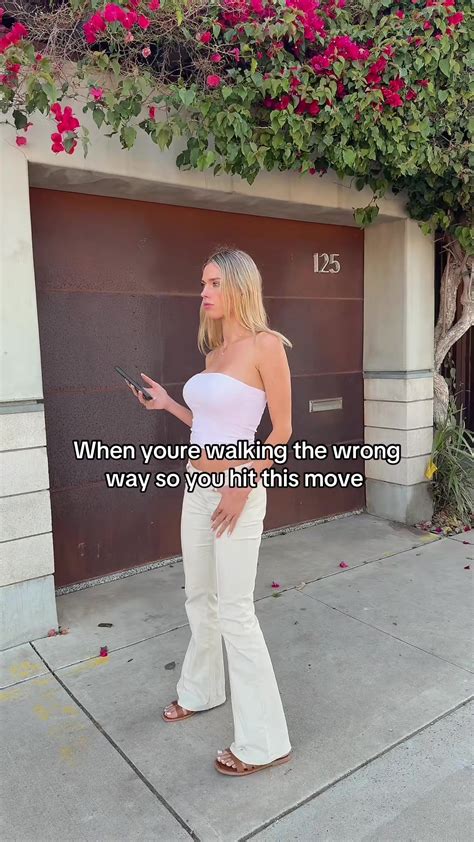 Halli Smith (@halli.smith) - Urlebird