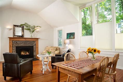 THE WOODSTOCK INN ON THE MILLSTREAM - Hotel Reviews, Photos, Rate ...