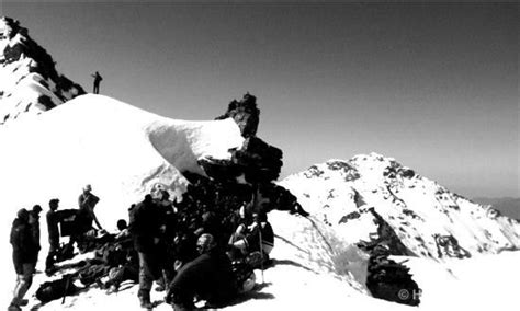 Rupin Pass Trek - Bridging Kinnaur and Jaunsari valleys - Himalayan High