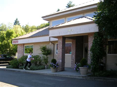 A Visit to Poulsbo Marina Veterinary Clinic | Kitsap Now