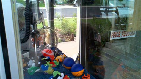 Clean Sweep Claw Machine 的图像结果