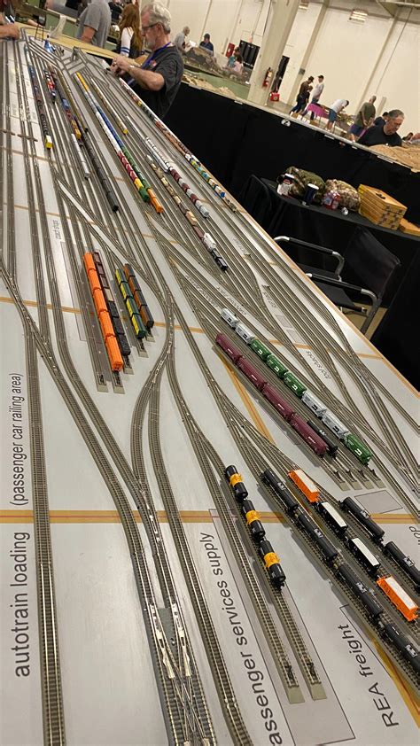 Z Scale Trains