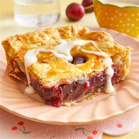 20 Best Fruit Pie Recipes to Bake for Every Season