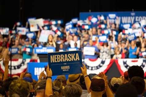 Nebraskan Tim Walz gives Republican ticket the business in La Vista ...